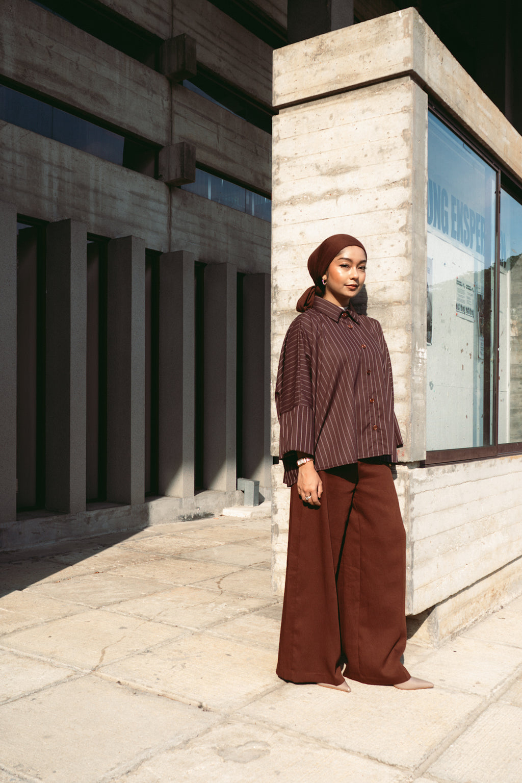 Eli Stripe in Cocoa Brown