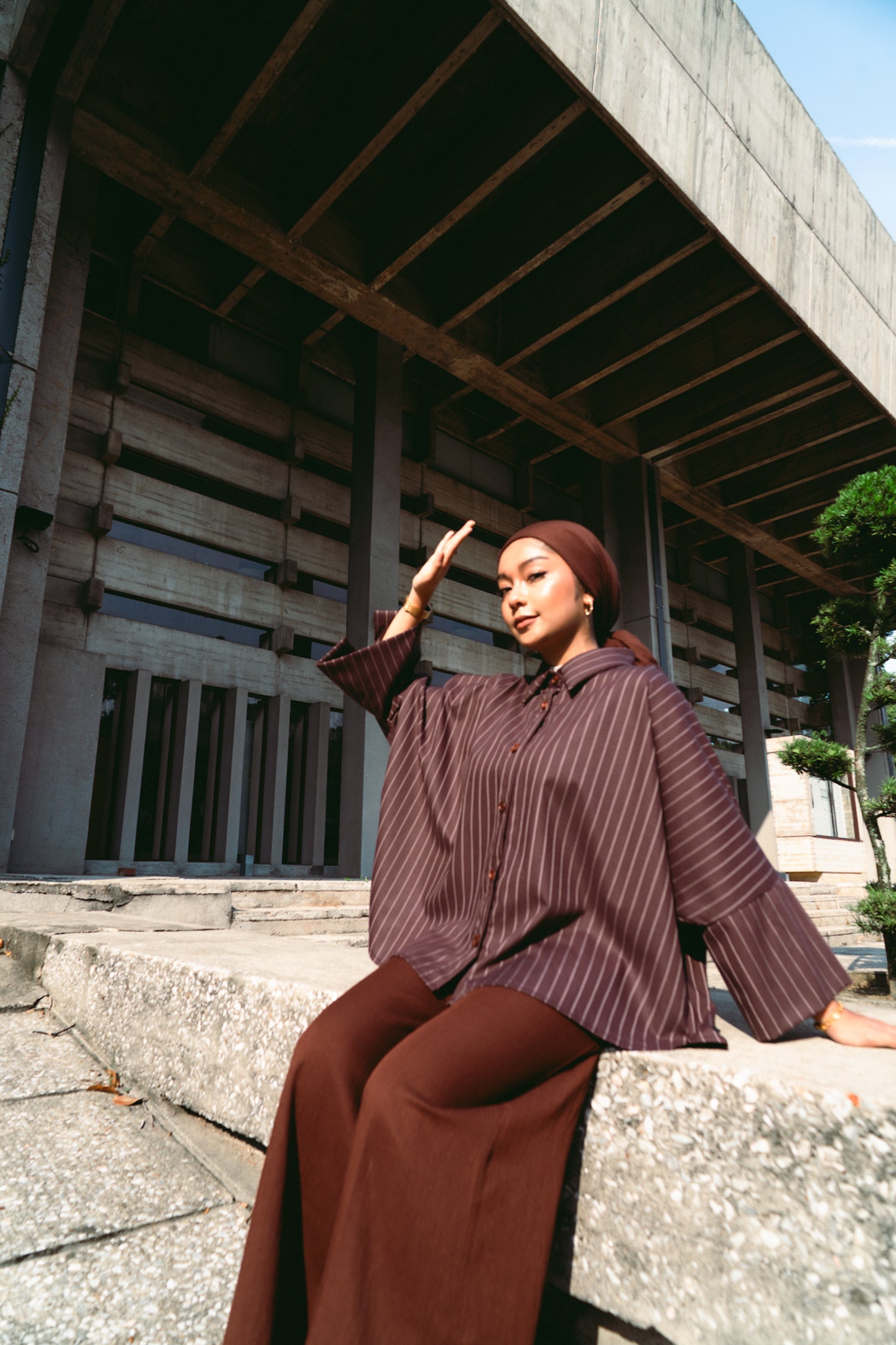 Eli Stripe in Cocoa Brown